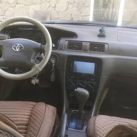 Toyota Camry 1998