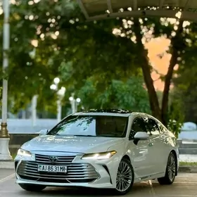 Toyota Avalon 2019