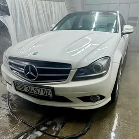 Mercedes-Benz C350 2008