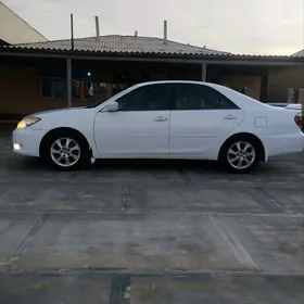Toyota Camry 2005