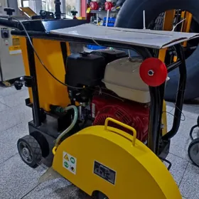 Asfalt beton kesme enjam