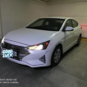 Hyundai Elantra 2019