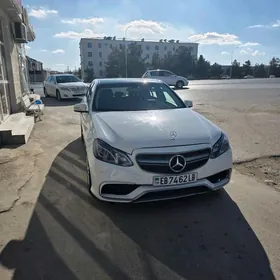 Mercedes-Benz E300 2010