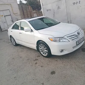 Toyota Camry 2011