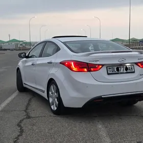 Hyundai Elantra 2013