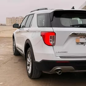 Ford Explorer 2021