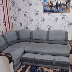 ugolak divan