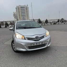 Toyota Yaris 2013