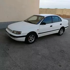 Toyota Carina 1994