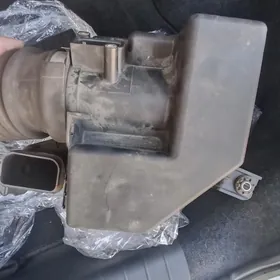 Воздух бачок Ниссан Сентр 2021