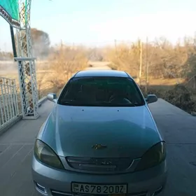 Chevrolet Lacetti 2005