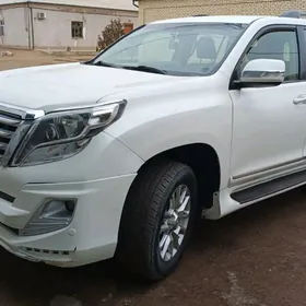 Toyota Land Cruiser Prado 2014