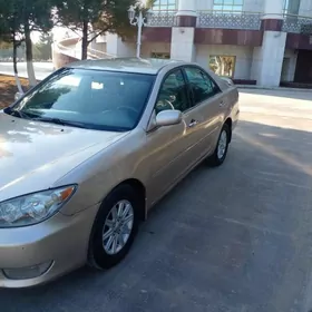 Toyota Camry 2003