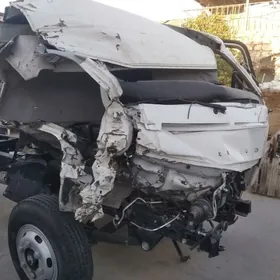 Mitsubishi Canter 2023