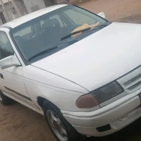 Opel Astra 1992