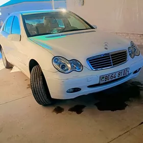 Mercedes-Benz 230E 2003