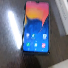 Samsung A10