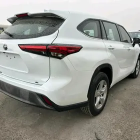 Toyota Highlander 2022