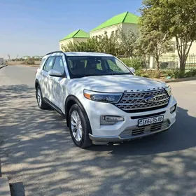 Ford Explorer 2022