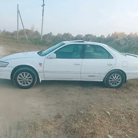 Toyota Camry 2000