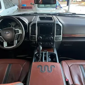 Ford Econoline E150 2017