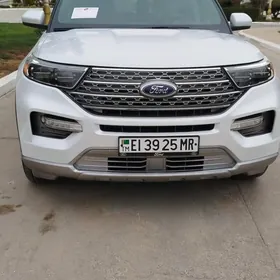 Ford Explorer 2021