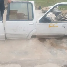 форд ехсплорын4 шт гапысы