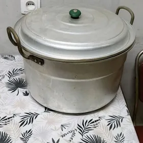 Кастрюля Алюминиевая.