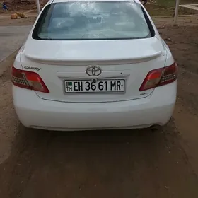 Toyota Camry 2010