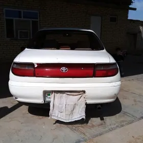 Toyota Carina 1995