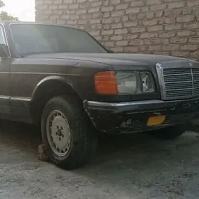 Mercedes-Benz 500SEC 1990