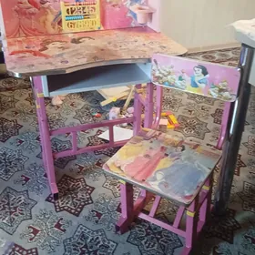 детский стол