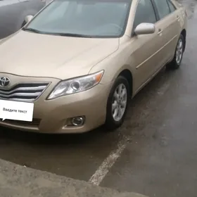 Toyota Camry 2011
