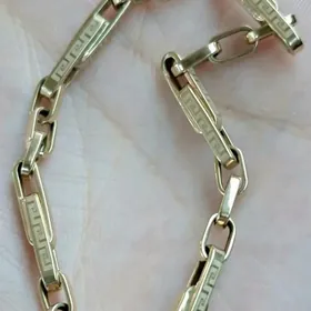 gyzyl bolt braslet versaci