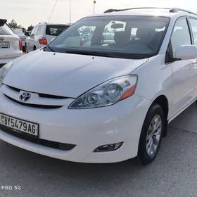 Toyota Sienna 2007