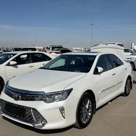 Toyota Camry 2017