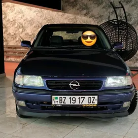 Opel Astra 1995