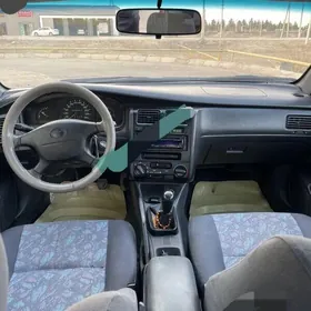 Toyota Carina 1996