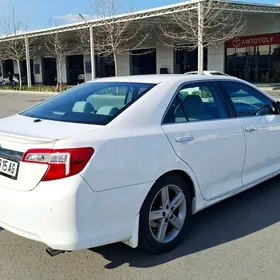 Toyota Camry 2012
