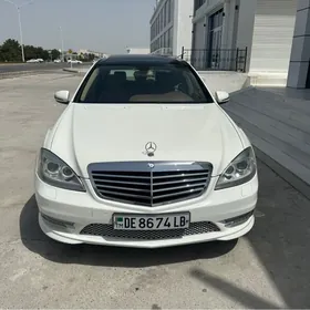 Mercedes-Benz S-Class 2006