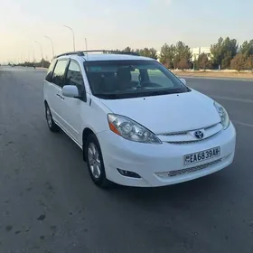 Toyota Sienna 2008
