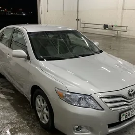 Toyota Camry 2010