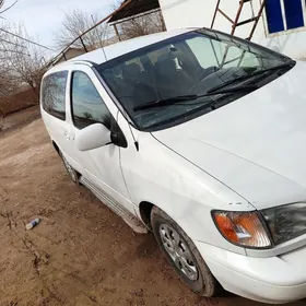 Toyota Sienna 2000