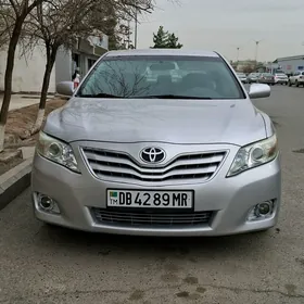 Toyota Camry 2010
