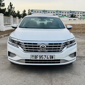 Volkswagen Passat 2021