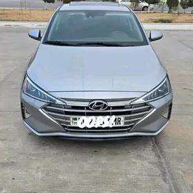 Hyundai Elantra 2020