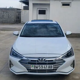 Hyundai Elantra 2020