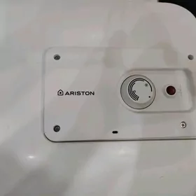 Бойлер Аристон 10 литр.