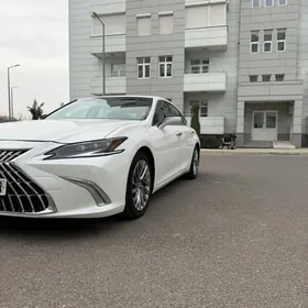 Lexus ES 350 2020
