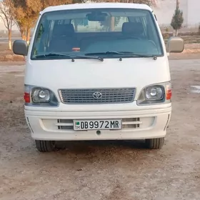 Toyota Hiace 2003
